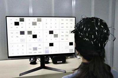 意念打字亮相 腦機(jī)接口技術(shù)開啟“所想即所得”新時(shí)代